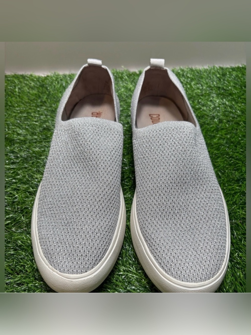 Cougar Hint Women’s Slip On Knit Sneaker-Metallic Silver Stretch Knit-Size: 8